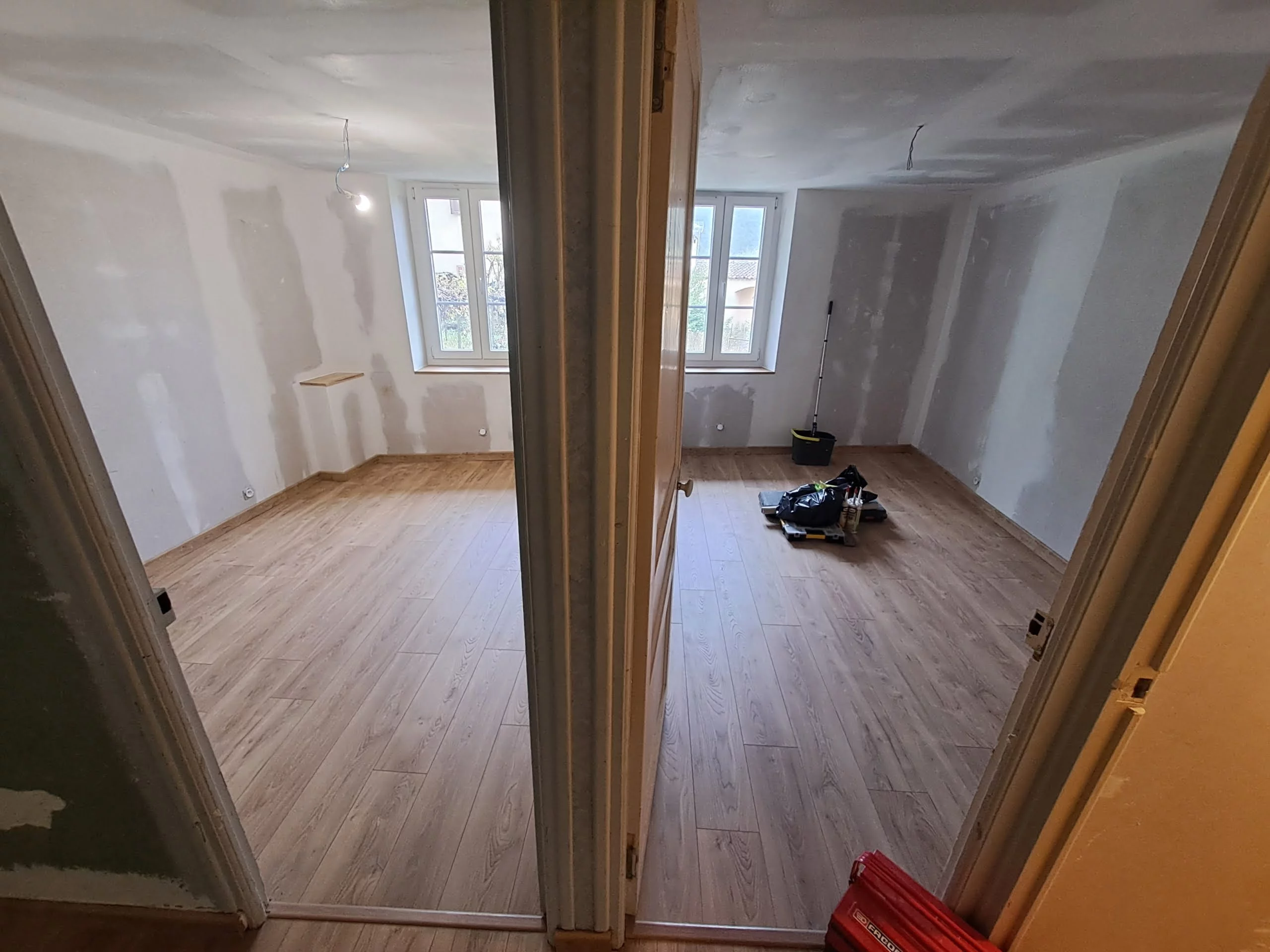 LES SUPER BATISSEURS